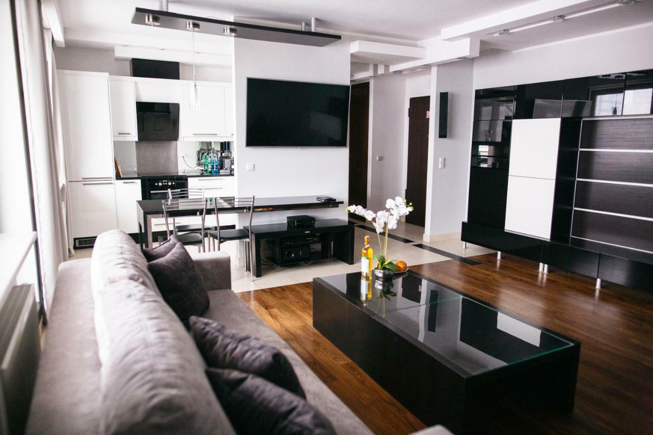 Apartments Grzybowska By City Quality Varsovie Extérieur photo